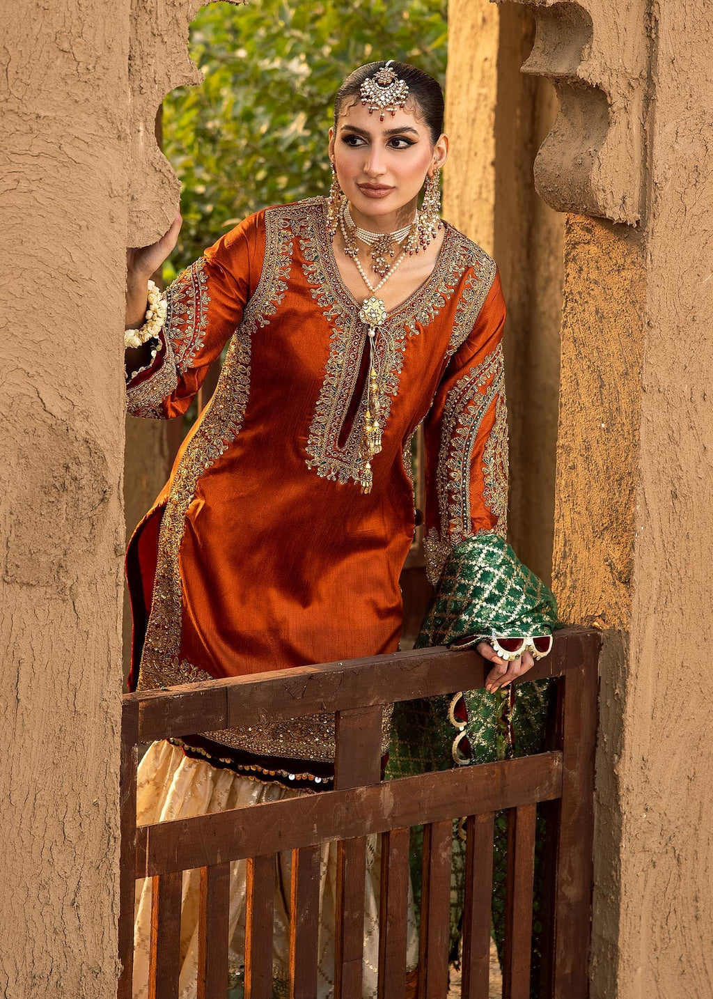 Ally's - AR-83 - Formal - Sherry's wardrobe