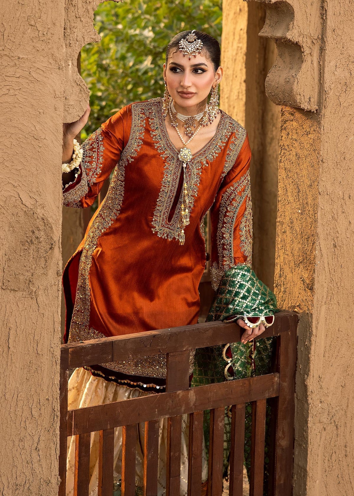 Ally's - AR-83 - Formal - Sherry's wardrobe