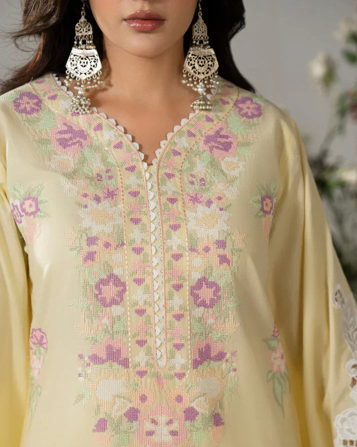 Karma Ayra 1586 Creamy yellow