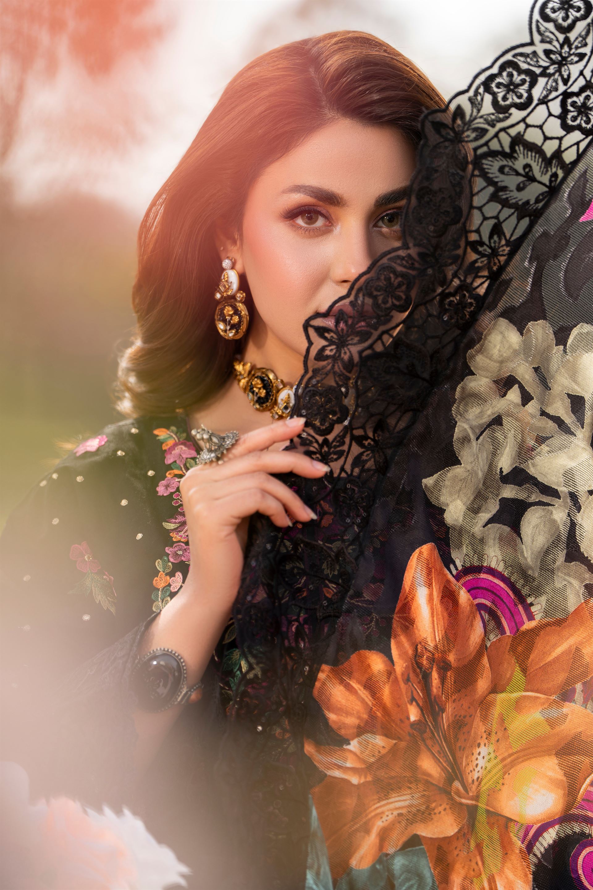 KC-1553-Black Floral