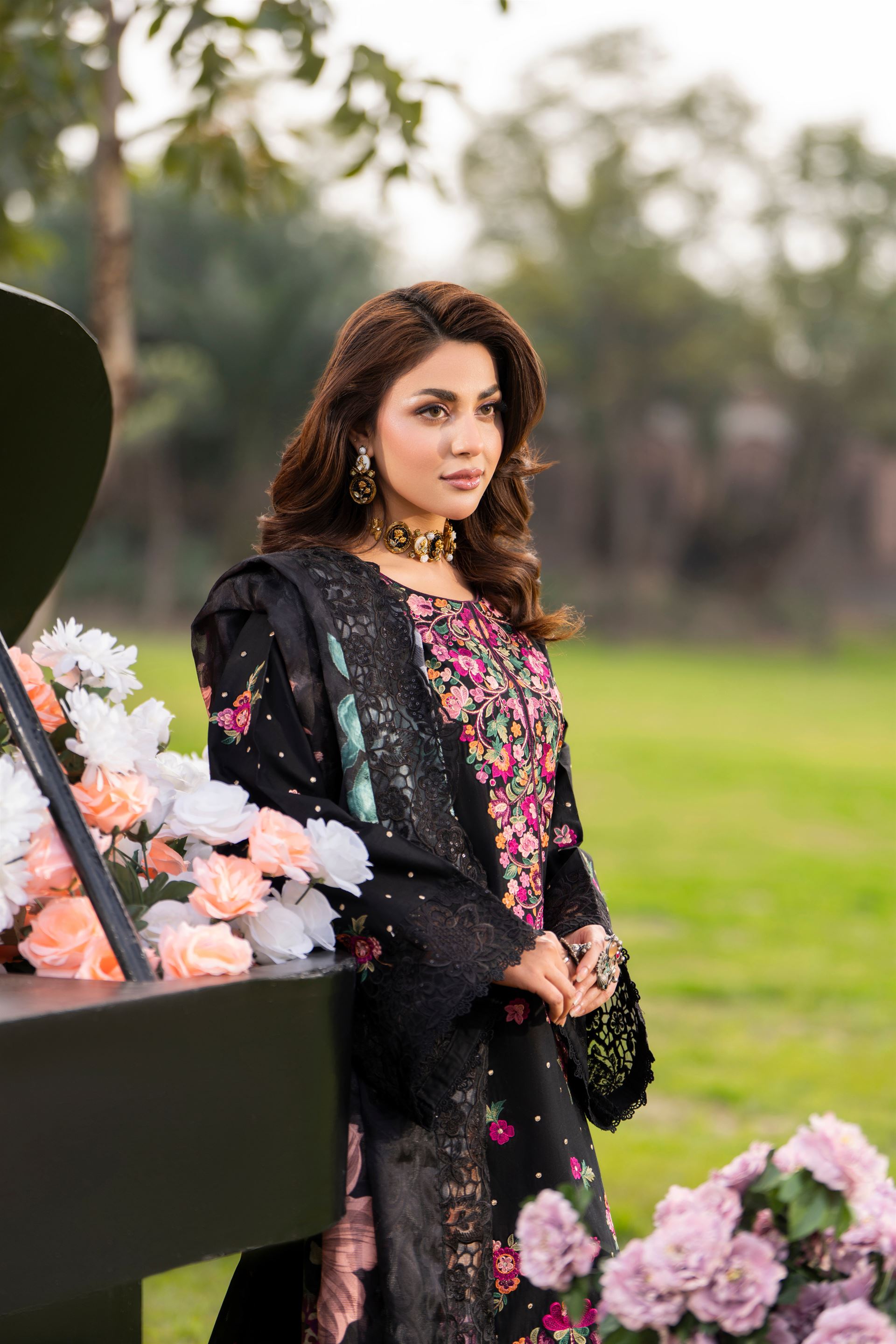 KC-1553-Black Floral