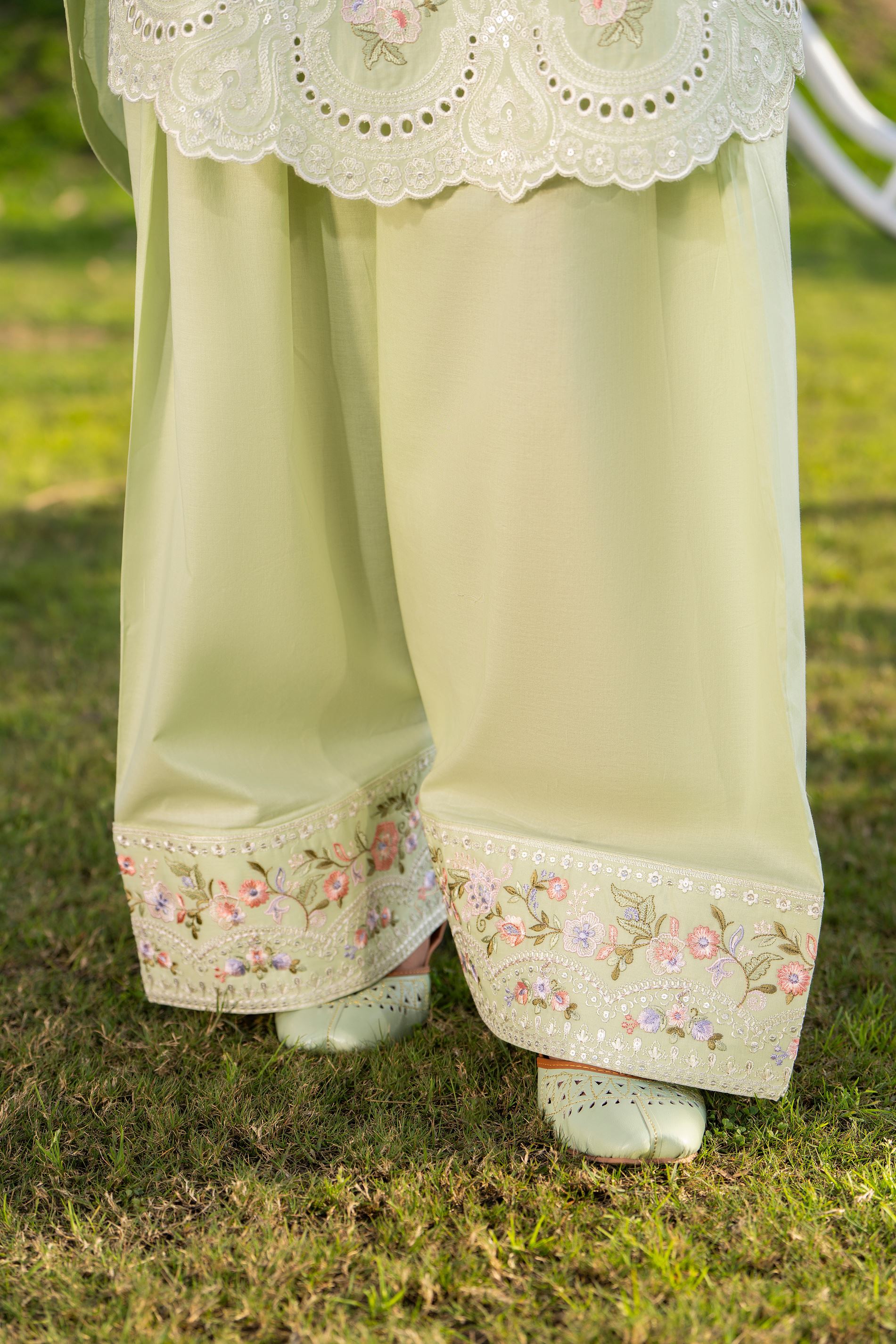 KC-1554-Pale Green