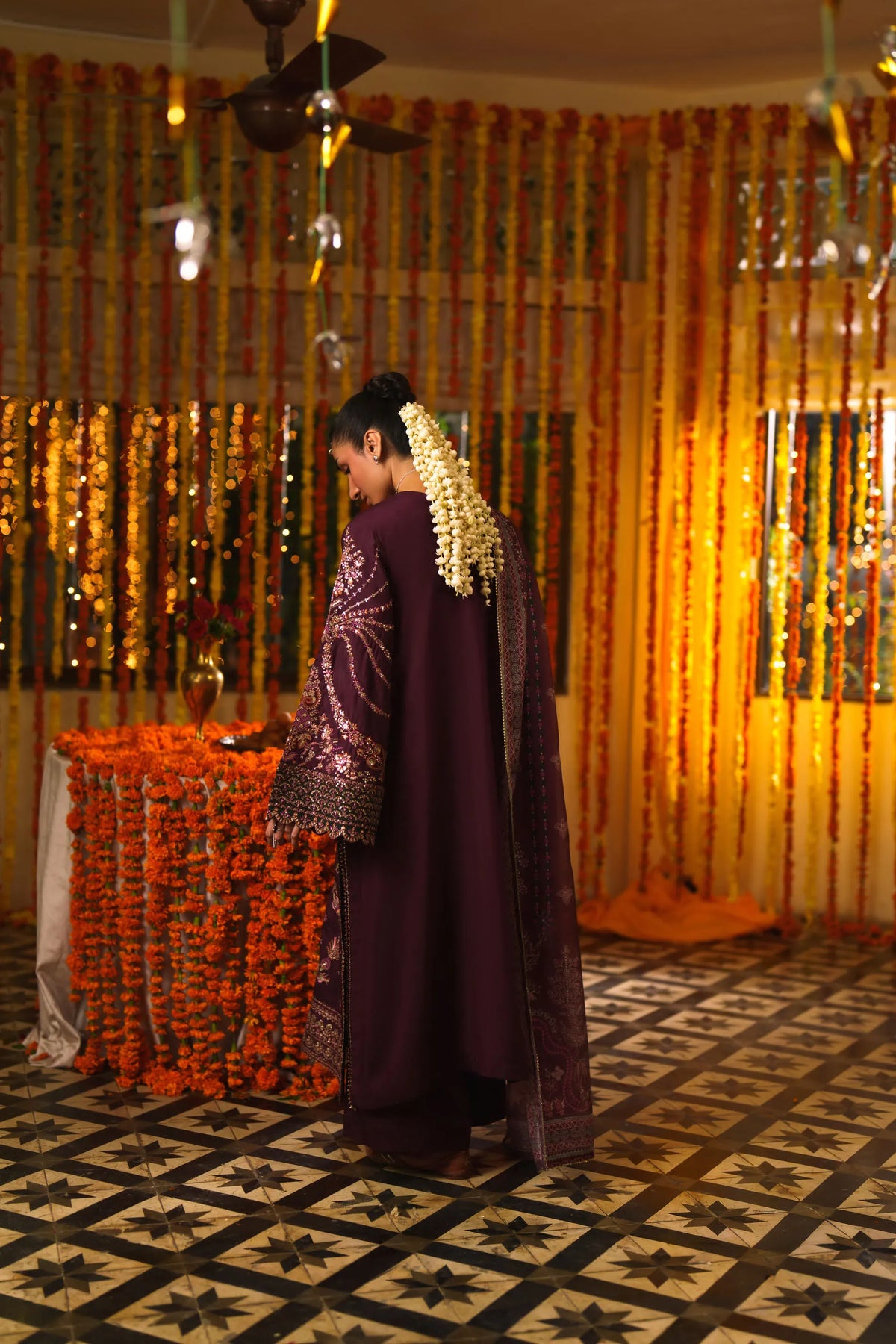CL - Husn-e-Zari - Festive Edit