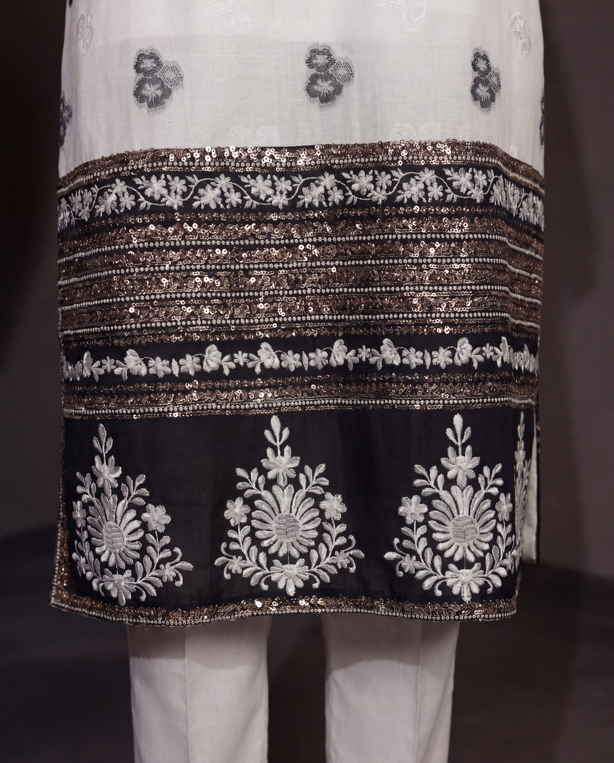 Dur-e-Shahwar – Premium Cotton Lawn Suit