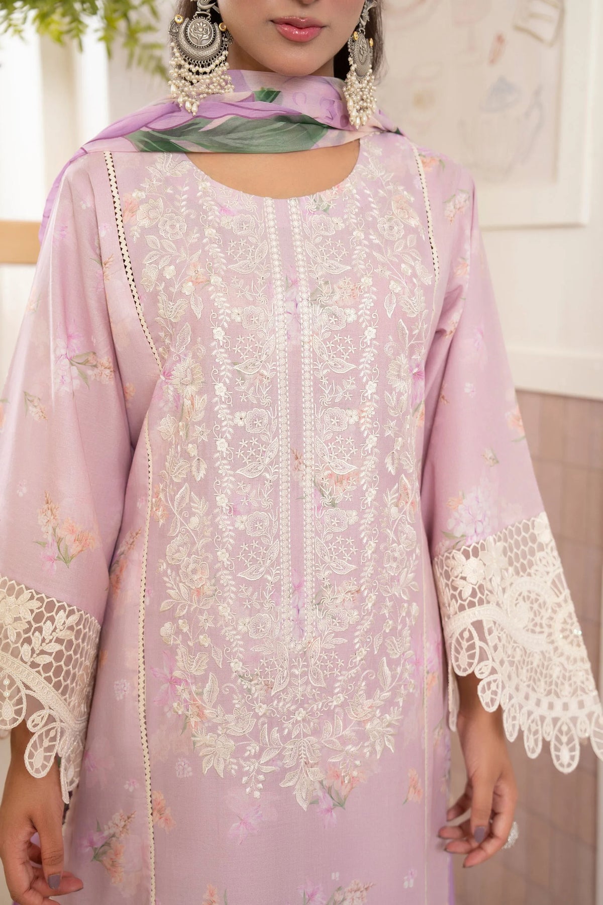 Karma Flora 1607 Rose Lilac