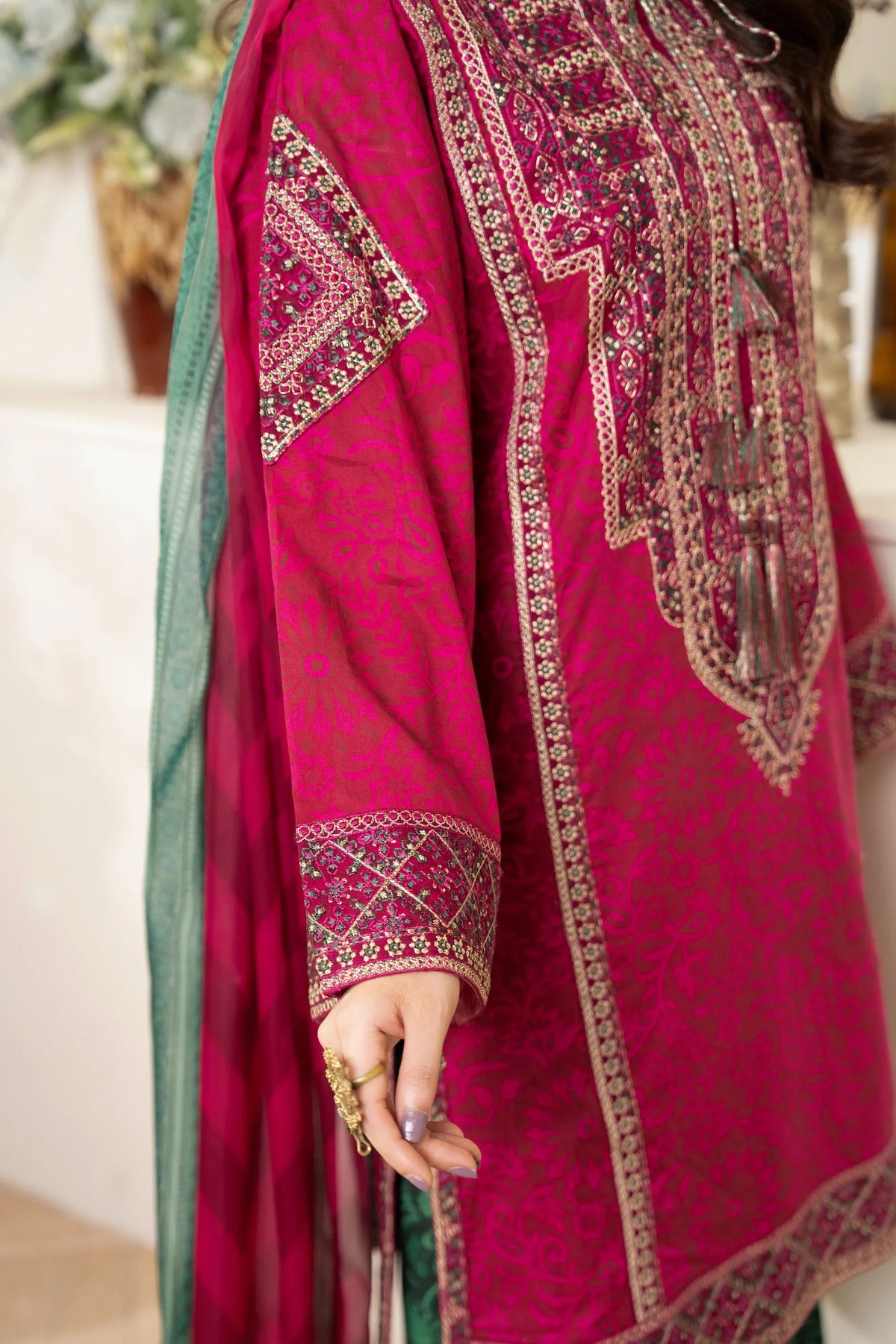 Karma Flora 1595 Cerise Pink