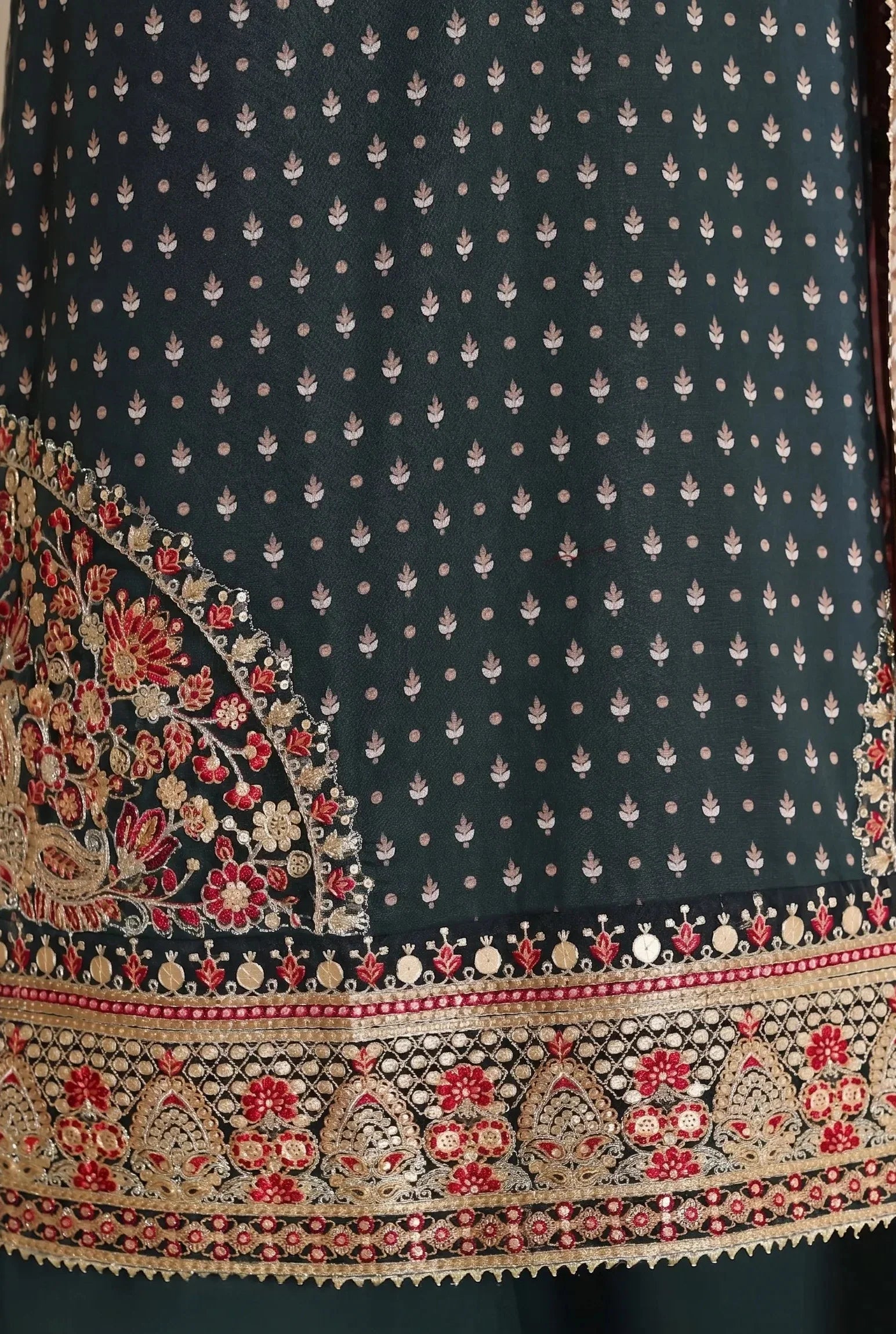 Firoza-e-Khaas - SB