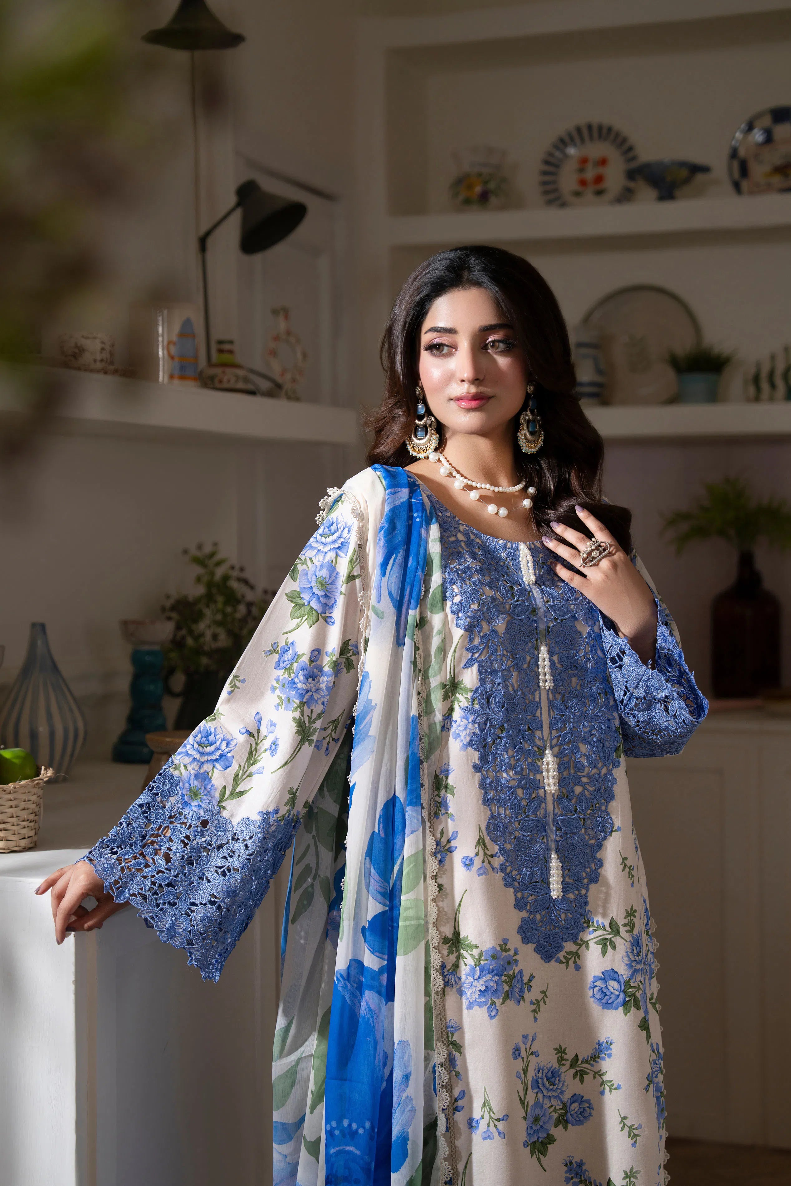 KC-1598 - Bluebell Ivory