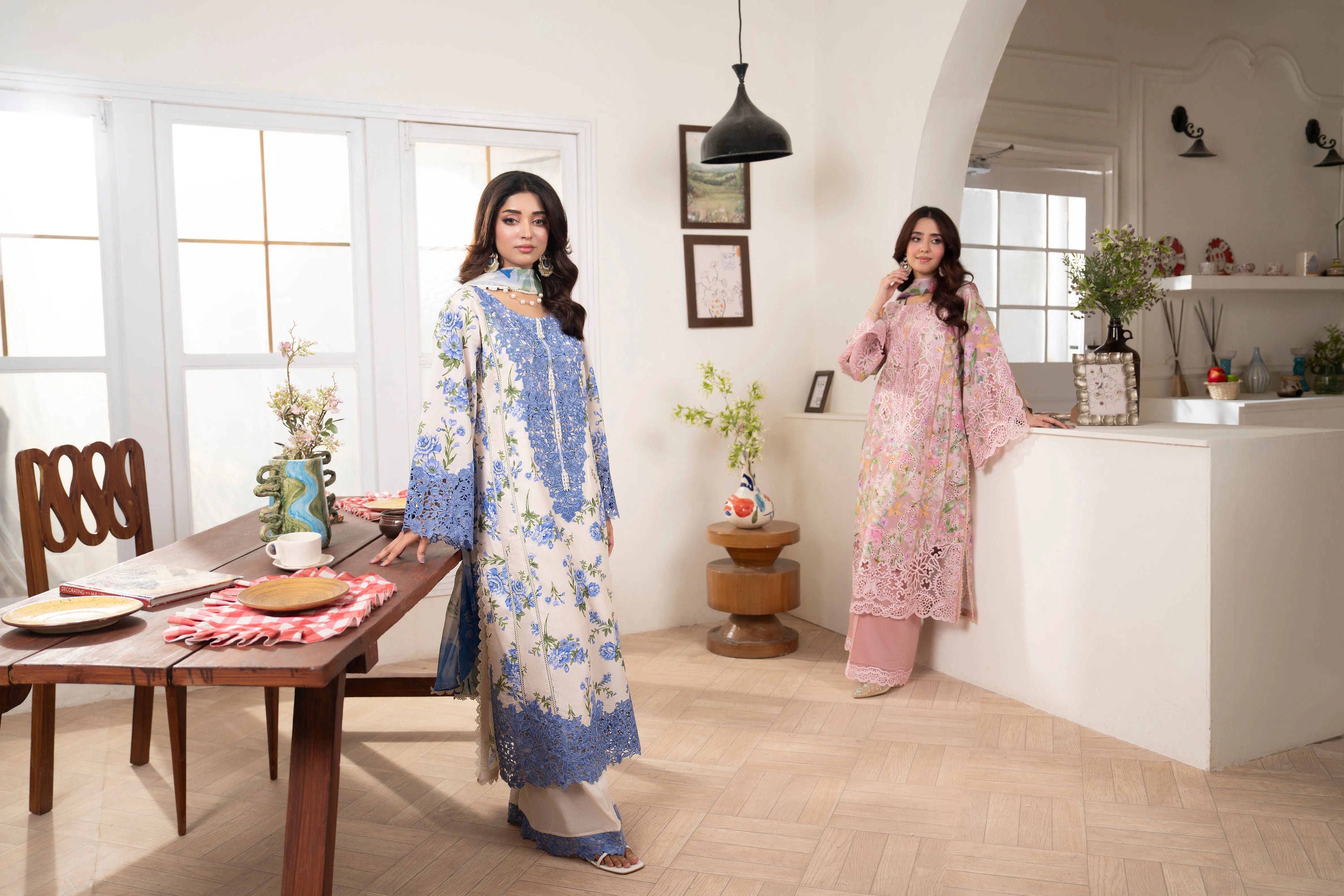 KC-1598 - Bluebell Ivory
