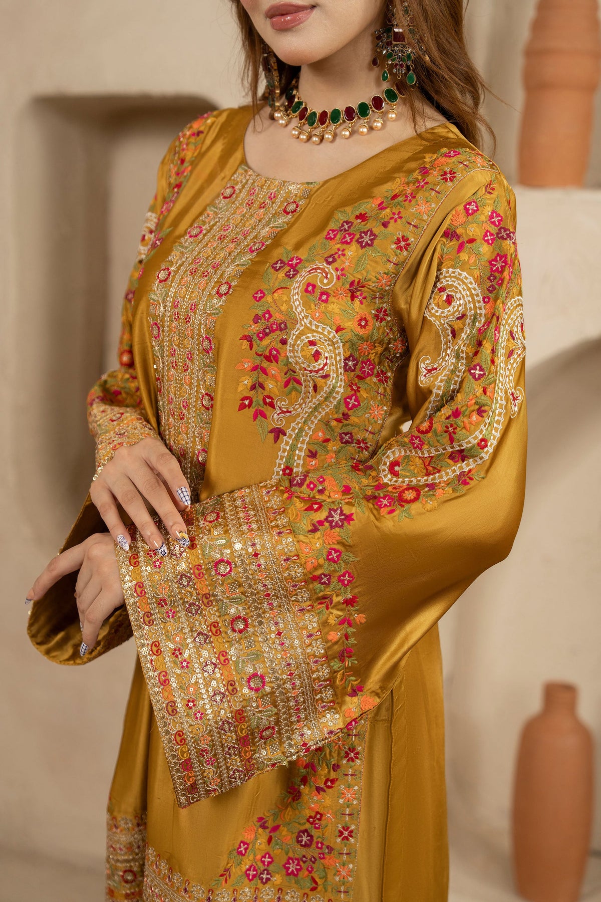 KC - F-533 - ANTIQUE MUSTARD