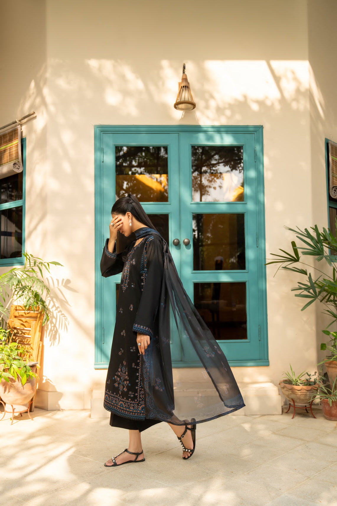 Casual Lite - Timeless black