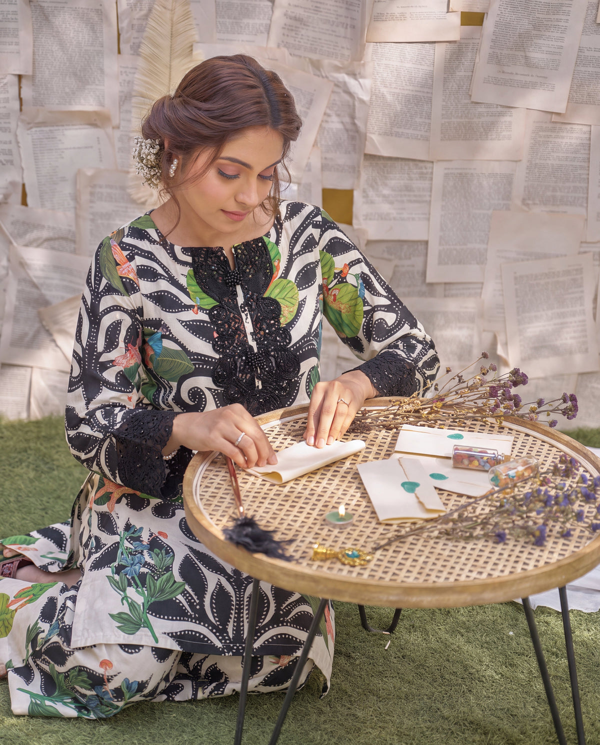 Sanam White - Printed Lawn Cotton Suit