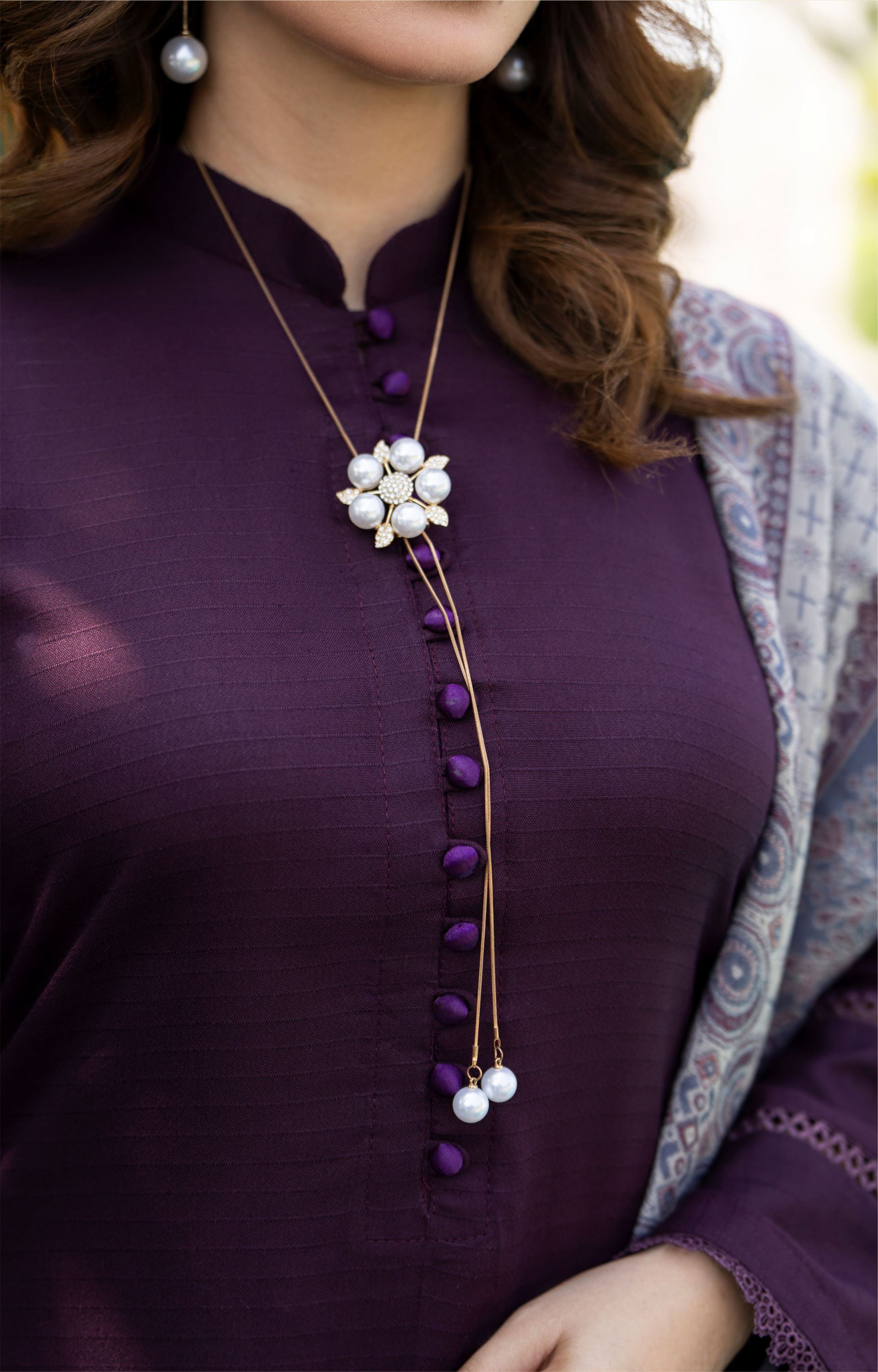 Plum Aura - Raniya. H