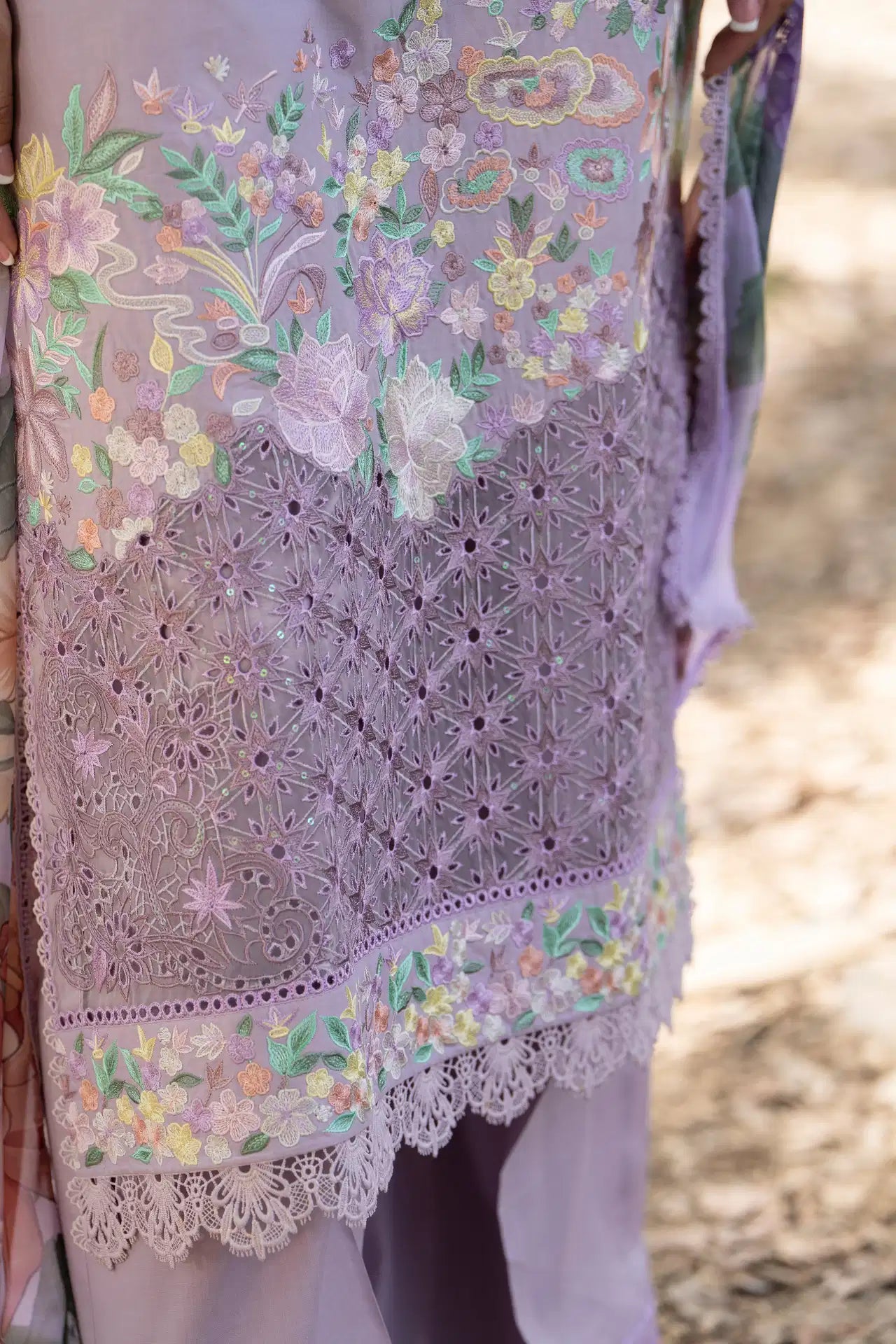 KC-1573 - Lilac Floral