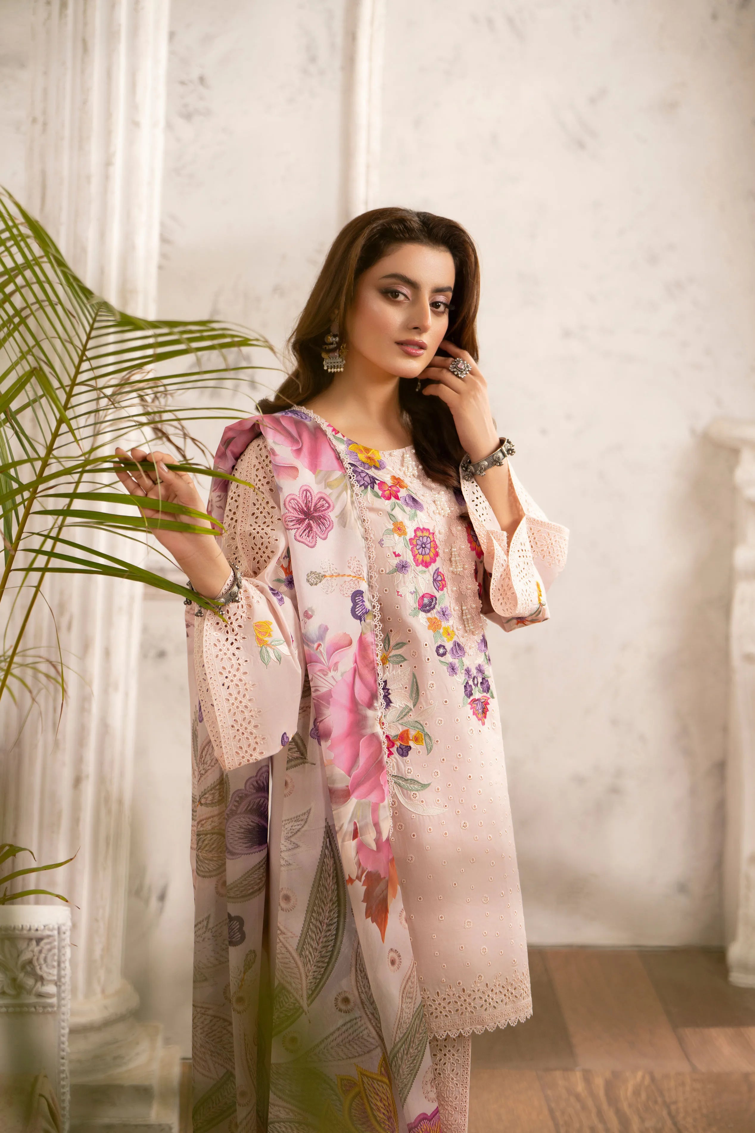 KC-1564 - Rosy Aura
