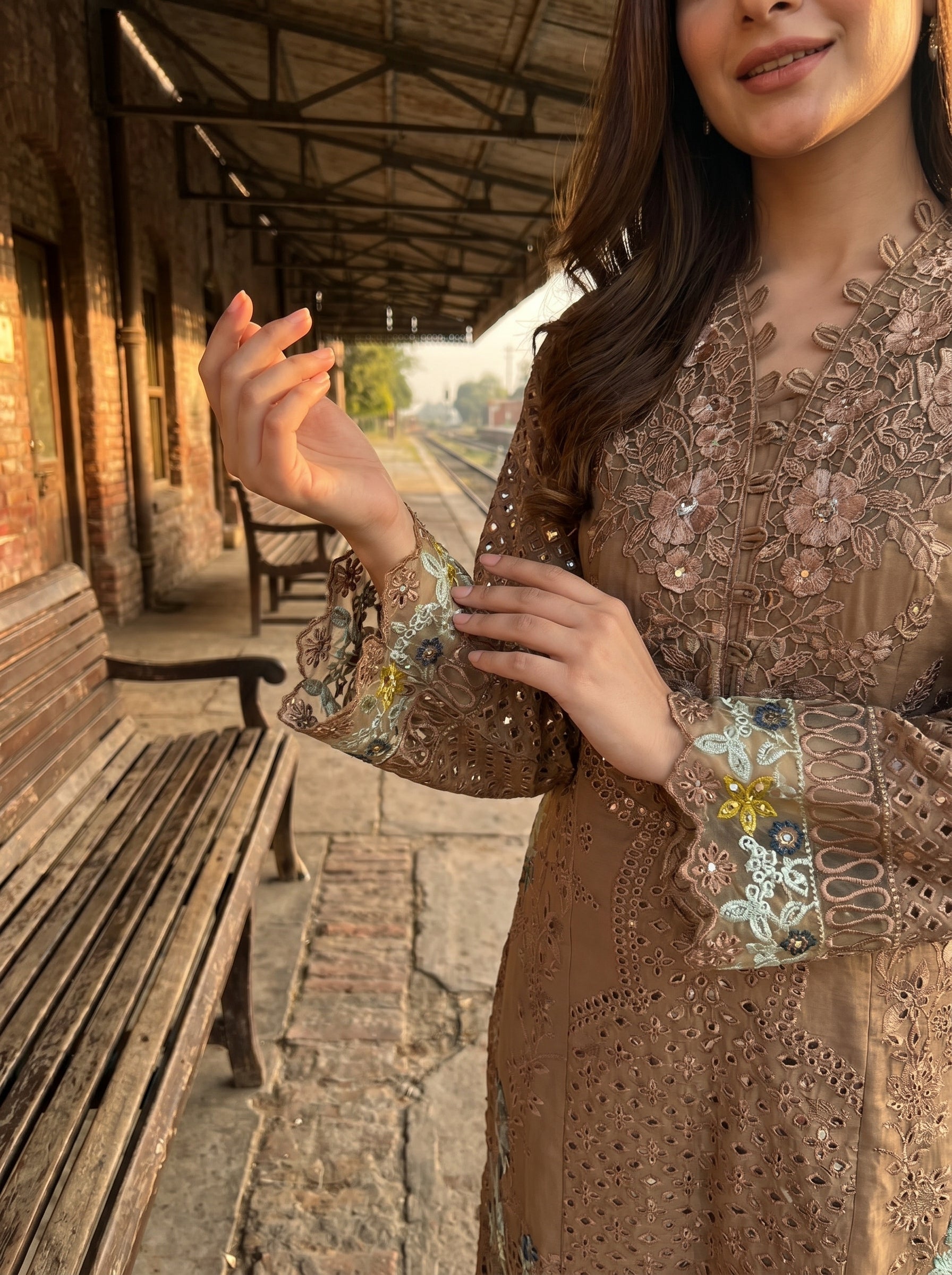 Nooré Raila-Hani by Sherrys